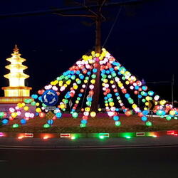 함양연등문화축제제전위원회 연등문화축제 개최