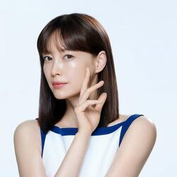 휴젤, 기업 모델에 배우 이나영 선정