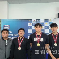 울산 남구청 3인방, 전국 레슬링대회 메달 휩쓸어